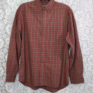 Size M men's cotton button down gray red plaid shirt